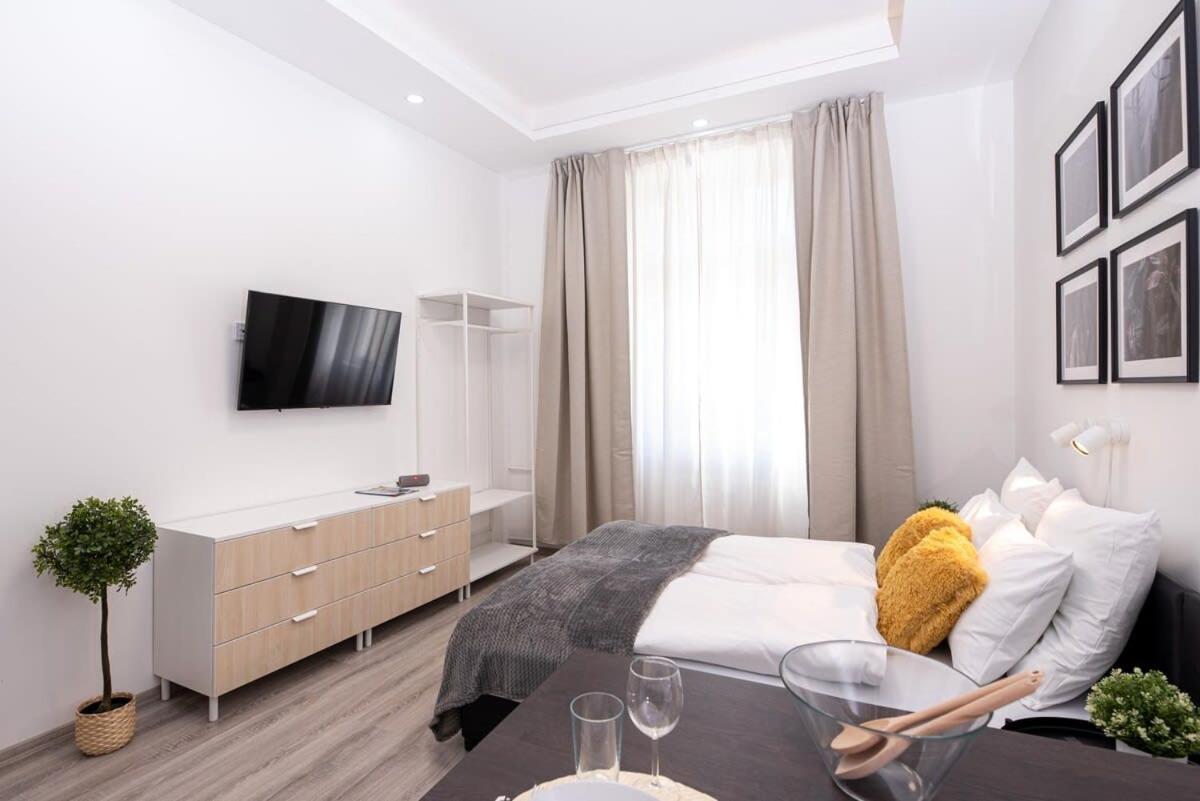 Charming Studio At Downtown Budapest Eksteriør bilde